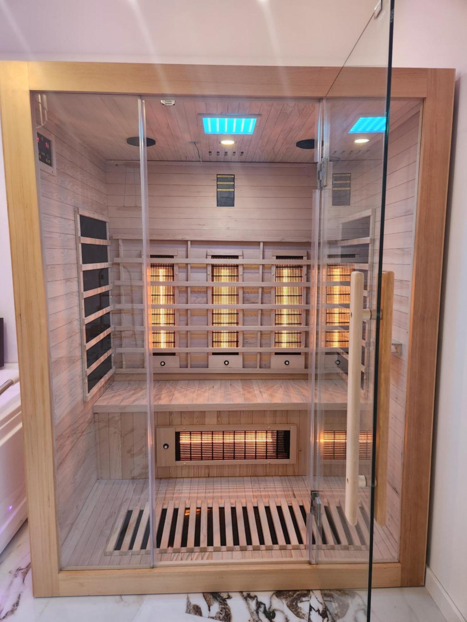 New In Gdansk! Red In The Heart Of - Bdsm - With A Luxury Jacuzzi And Access To A Sauna Leilighet *